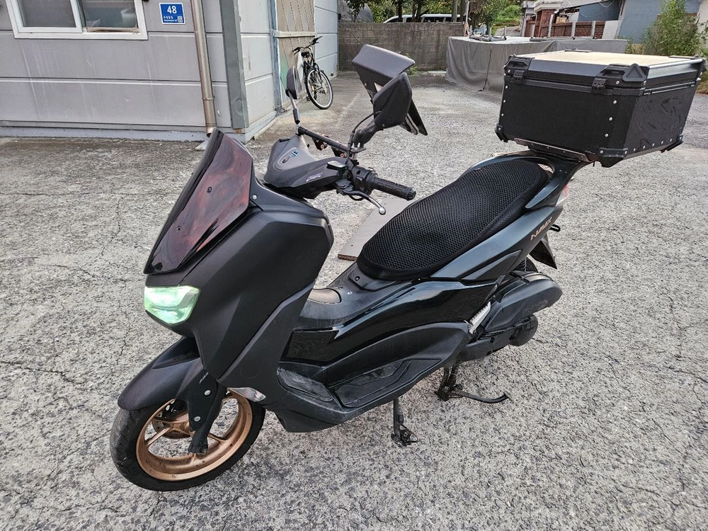 야마하 nmax125 24년 abs 짧은키로수 판매합니다 이미지