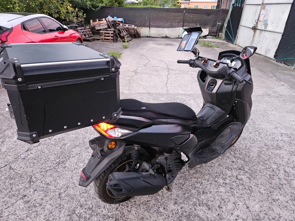 야마하 nmax125 24년 abs 짧은키로수 판매합니다 이미지