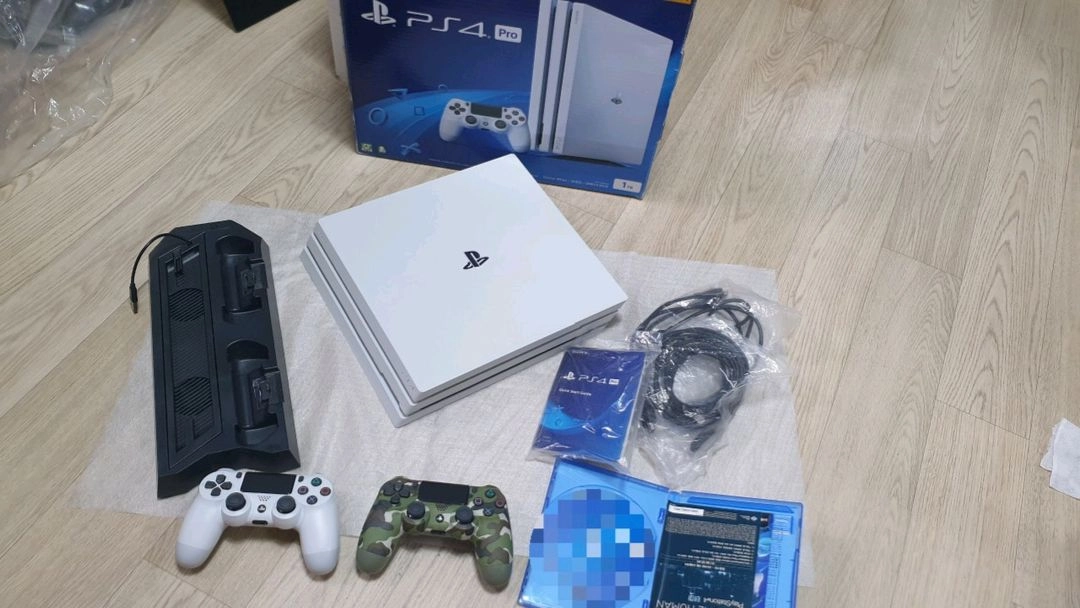 ps4 프로 1테라 7218 충전기 풀셋 - 안심되는 중고거래