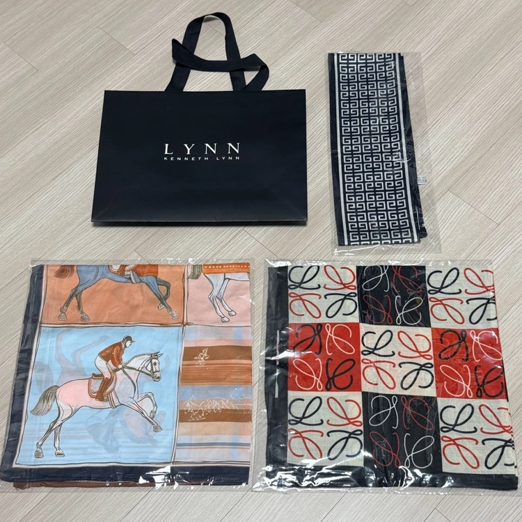 (국내매장 새상품) LYNN 케네스 린 스카프 3종 세트 이미지