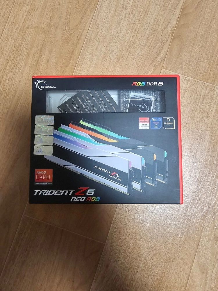 G.SKILL DDR5-6000 CL36 TRIDENT Z5 NEO RGB J 패키지 (256GB(64Gx4)) 이미지