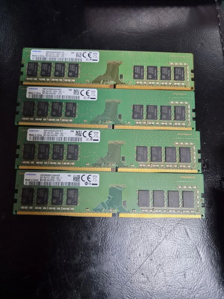 DDR4 8GB 메모리 4개 세트 - 안심되는 중고거래