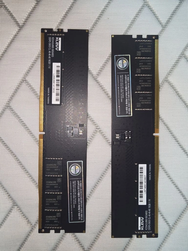 ESSENCORE KLEVV DDR5-5600 CL46 AMD 파인인포 (16GBx2) 32GB 이미지