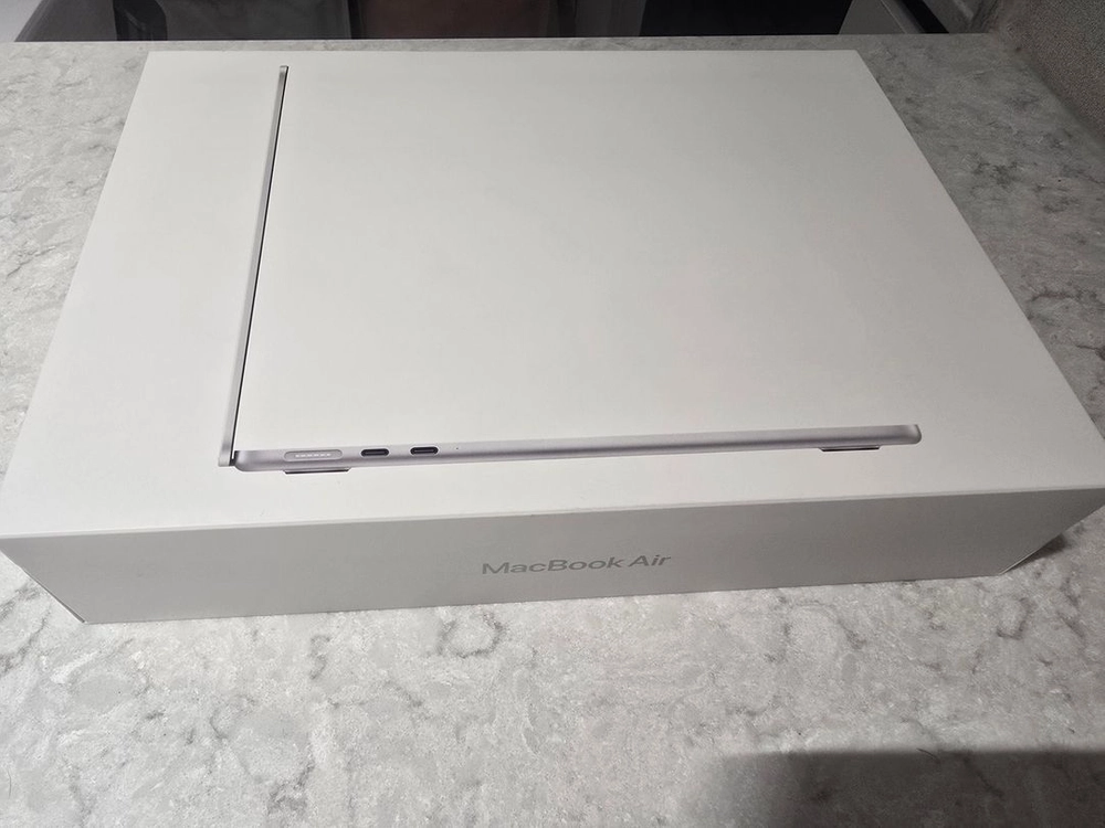 새상품 Apple 맥북에어 13 M5 24GB 1TB 실버 10 코어 이미지
