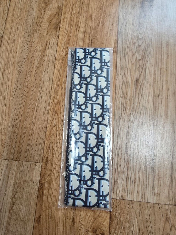루이샤넬셀린디올트윌리스카프방도 이미지
