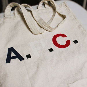 APC 아페쎄 에코백 이미지
