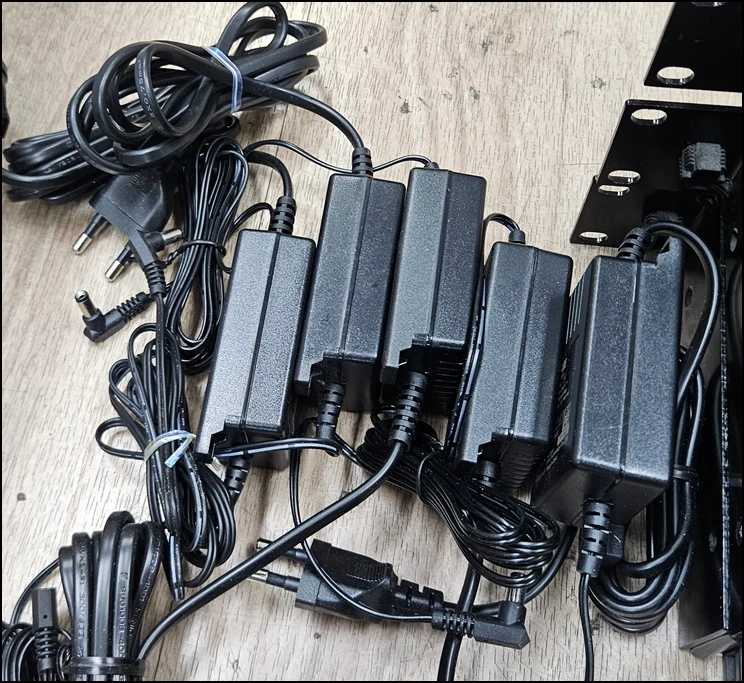 [중고] 슈어(SHURE) QLXD4 / QLXD1 밸트팩 무선마이크 시스템 (총 5채널 / G50: 470~534 이미지