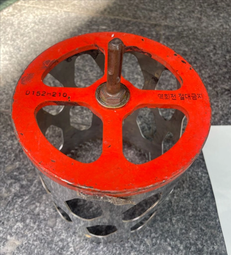 스티로폼 홀쏘 단열재 롱홀쏘 d152mm x h210mm SDS 타입 헐커터 상태 좋은 제품 팝니다. 이미지