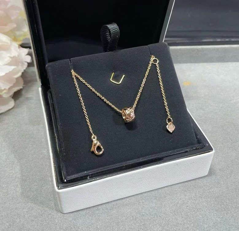 18k 도금 샤넬 코코 목걸이 실버, 골드 이미지