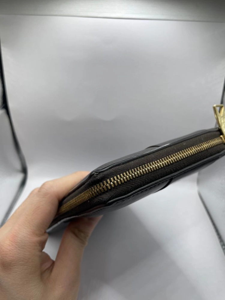 [감정서] 보테가베네타 맥시 지퍼돌이 장지갑 다크 브라 이미지