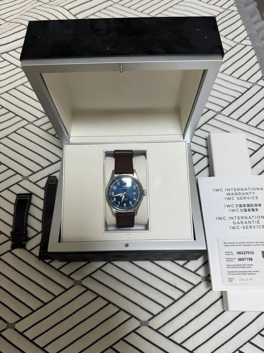 IWC 마크 18 어린왕자 판매IWC 파일럿 워치 마크 XVIII 어린왕자 - 안심되는 중고거래