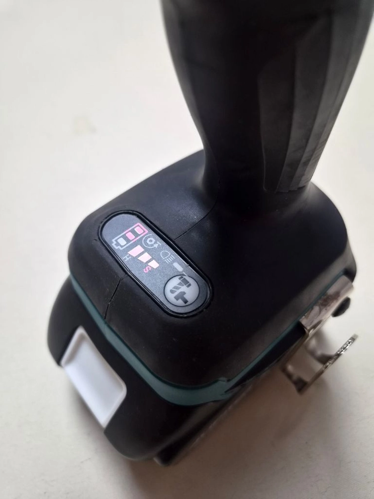 마끼다 DTW285 임팩렌치 본체만 이미지