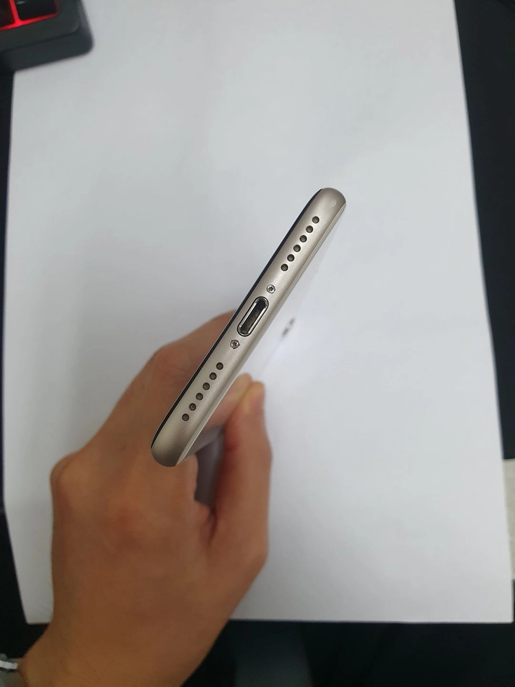 아이폰SE3 128GB 스타라이트 A급 배터리100% 기능정상 중고폰 255201 이미지