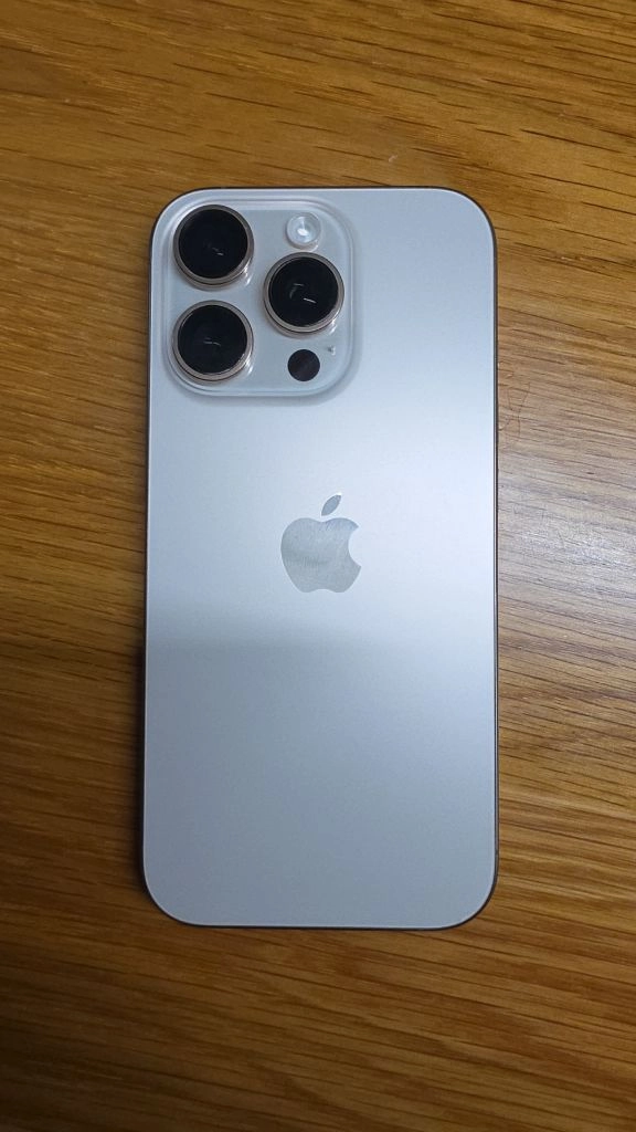아이폰 16프로 256gb 데저트티타늄 이미지