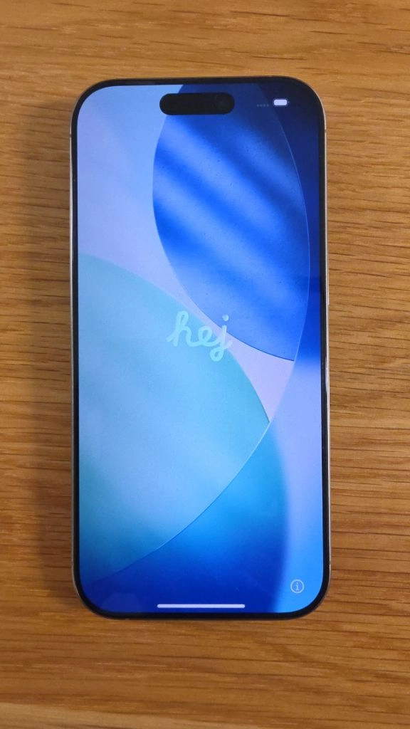 아이폰 16프로 256gb 데저트티타늄 이미지