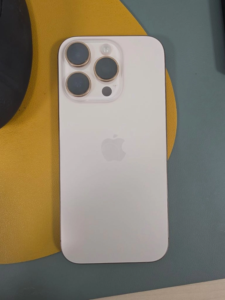 아이폰 16프로 256gb 데저트티타늄 이미지