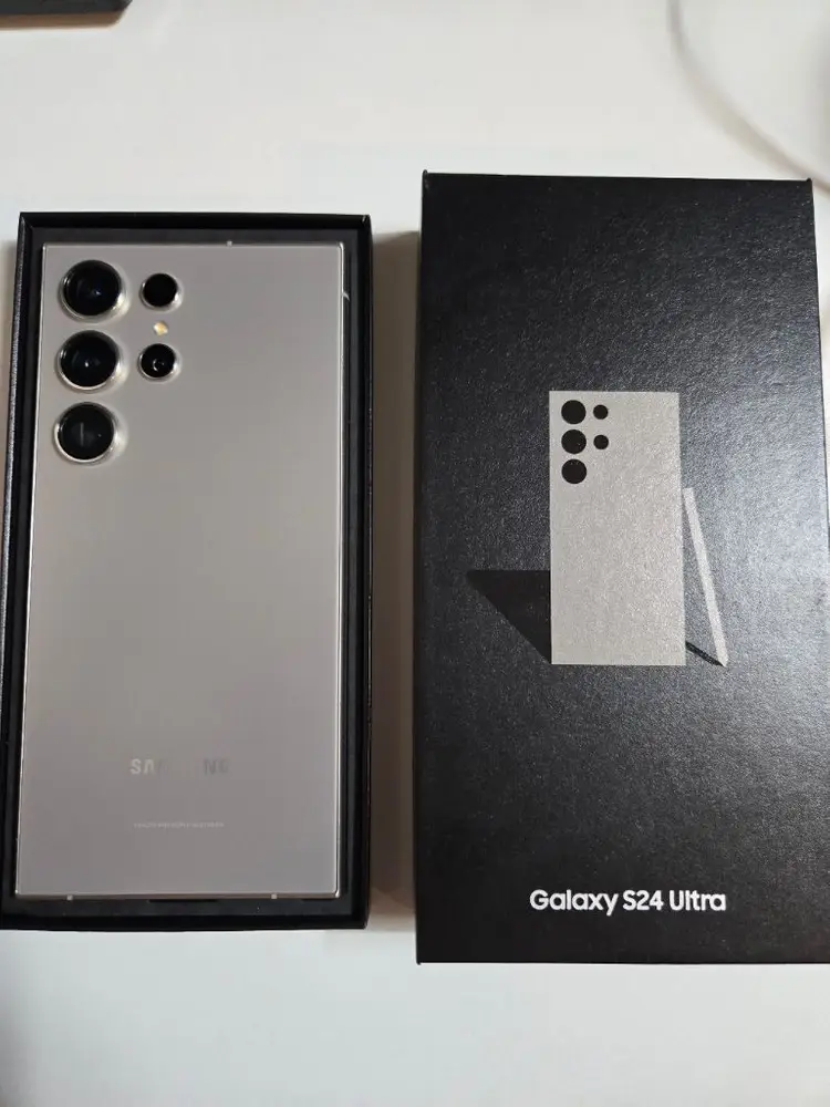 갤럭시s24울트라 512GB 티타늄 그레이 자급제 팝니다. 이미지