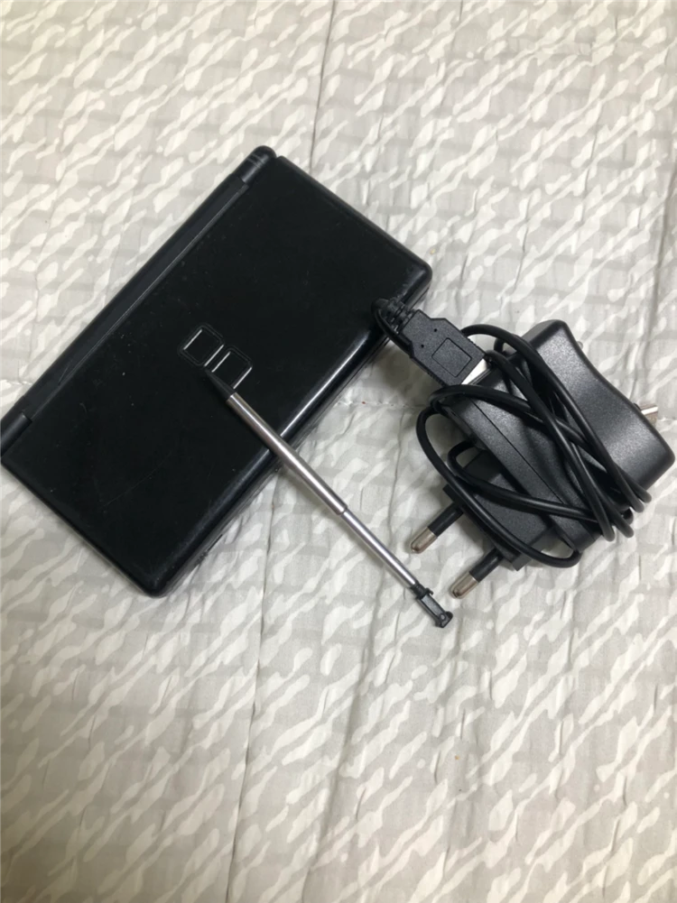 닌텐도 DS Lite 블랙+충전기+터치펜 판매합니다 - 안심되는 중고거래