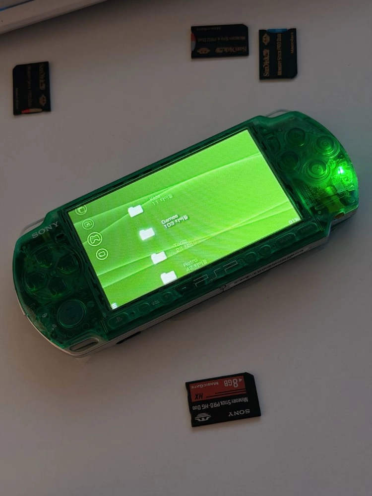 튜닝 PSP3000 IPS C타입 128GB 클리어 그린 이미지