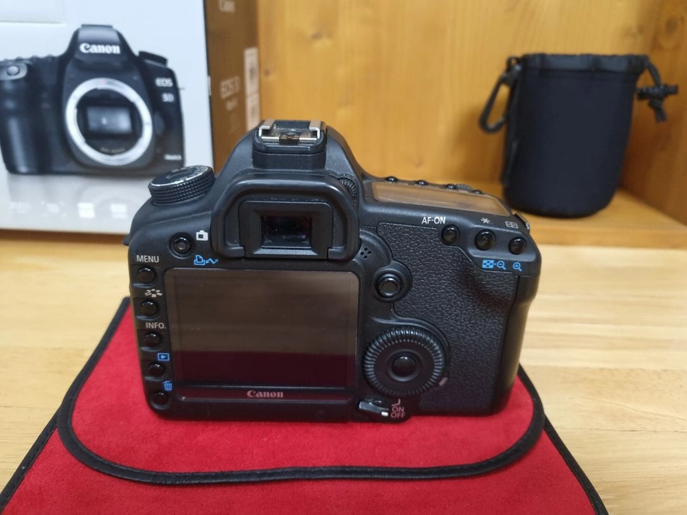 캐논 정품풀박스 EOS 5D Mark2+EF50mm F1.8렌즈포함 8620컷 DSLR카메라 이미지