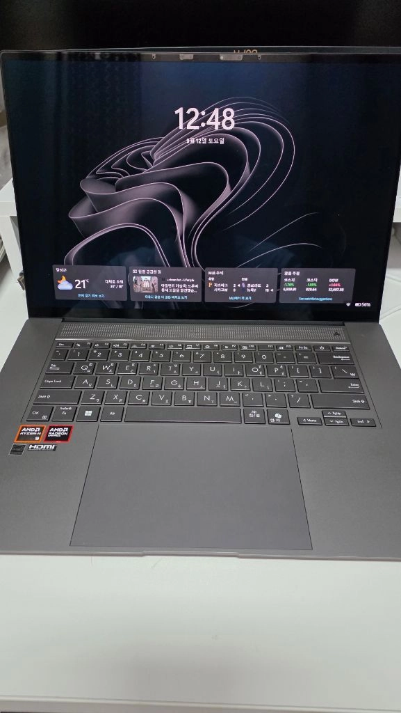 ASUS Zenbook S 16 UM5606WA 이미지