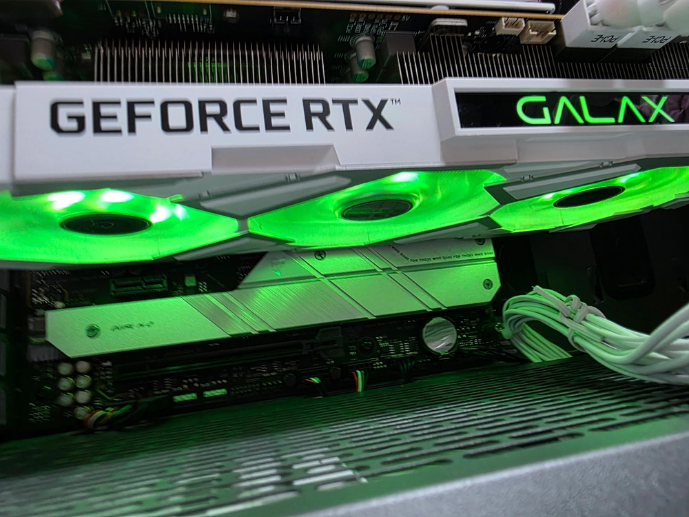 RTX3090 갤럭시 EX GAMER 화이트 - 안심되는 중고거래