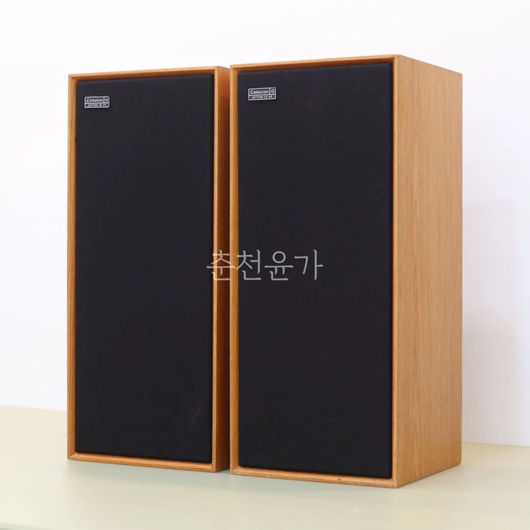 영국 셀레스천 디톤 15XR 스피커 이미지