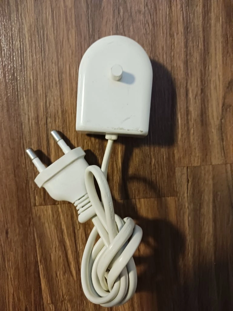 브라운.필립스 전동칫솔 충전기 2개 이미지