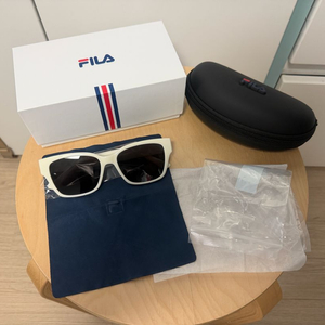 FILA 정품 선글라스 새상품 풀세트 필라 휠라 젠틀 몬스터 오클리 레이반 이미지