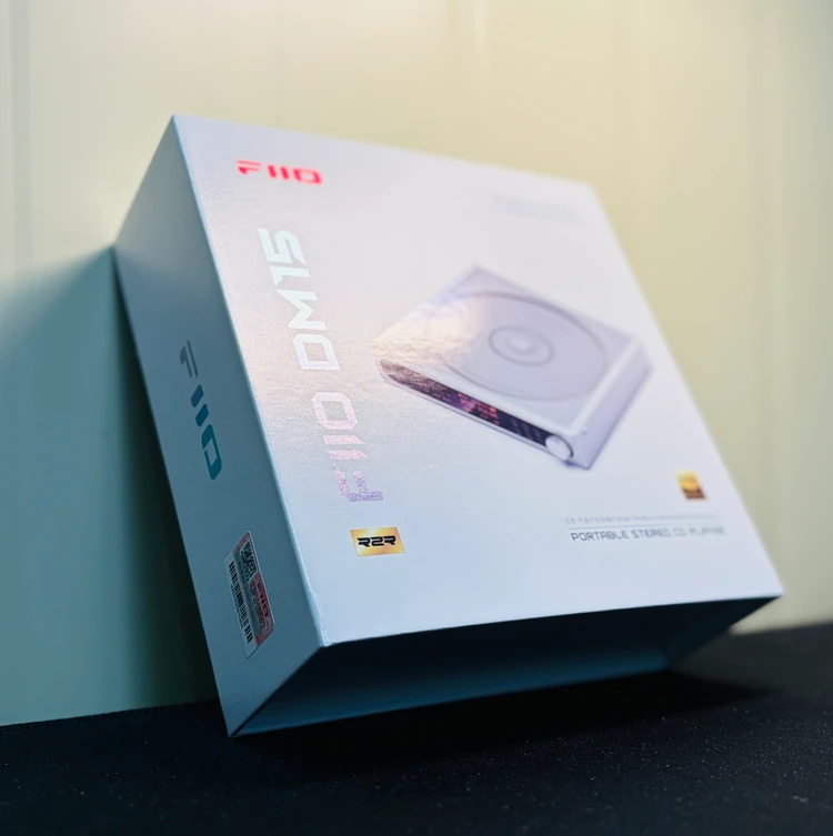 FIIO DM15 R2R 포터블 CD 플레이어 (셰에라자드 정발) - 안심되는 중고거래