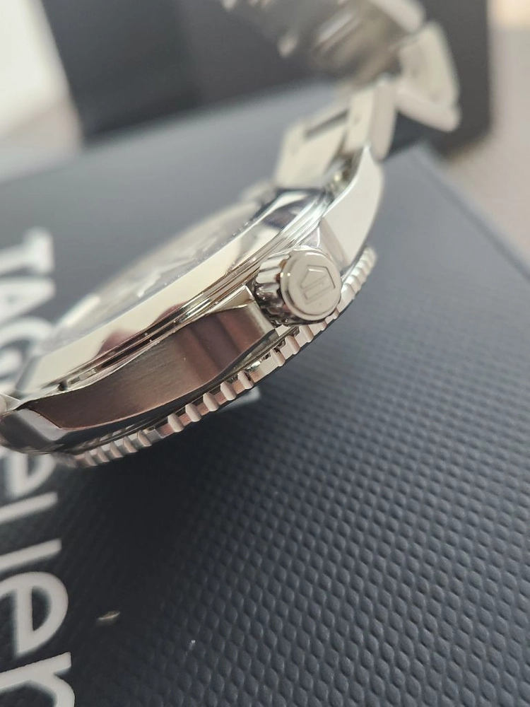 태그호이어 아쿠아레이서 프로패셔널200 오토매틱 40mm 이미지