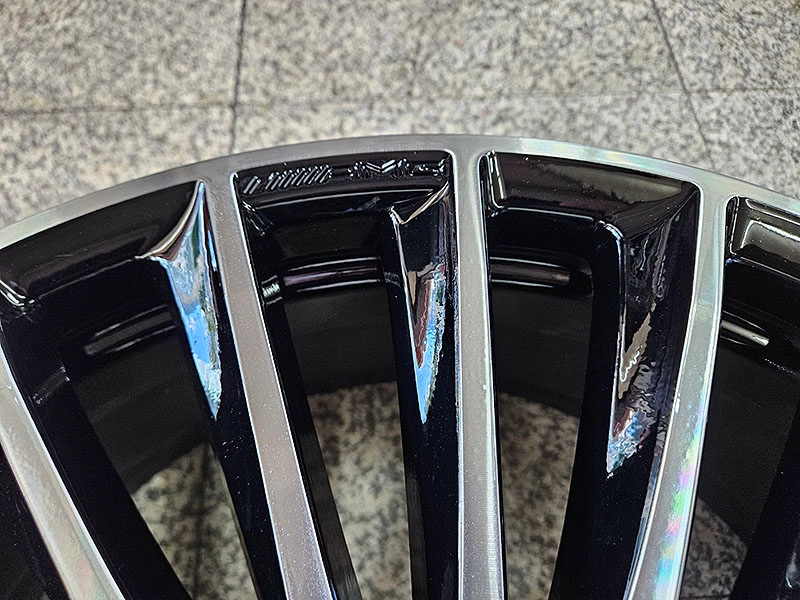 벤츠 W257 CLS450AMG 정품 20인치 앞 뒤 하나씩 휠 낱개 이미지