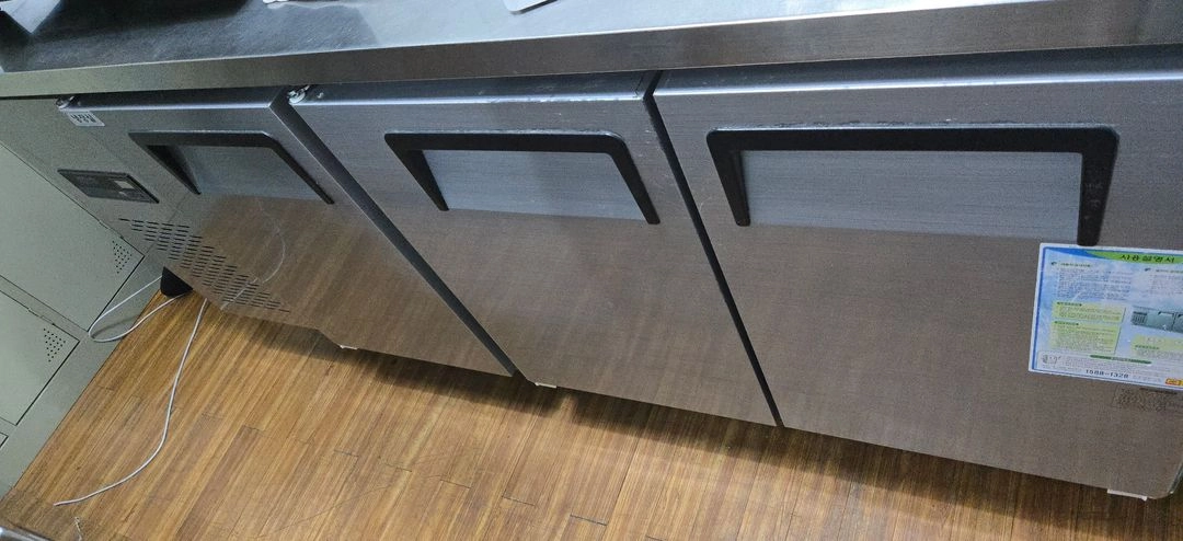테이블냉장고 1800 1500 1200 세척완비 이미지