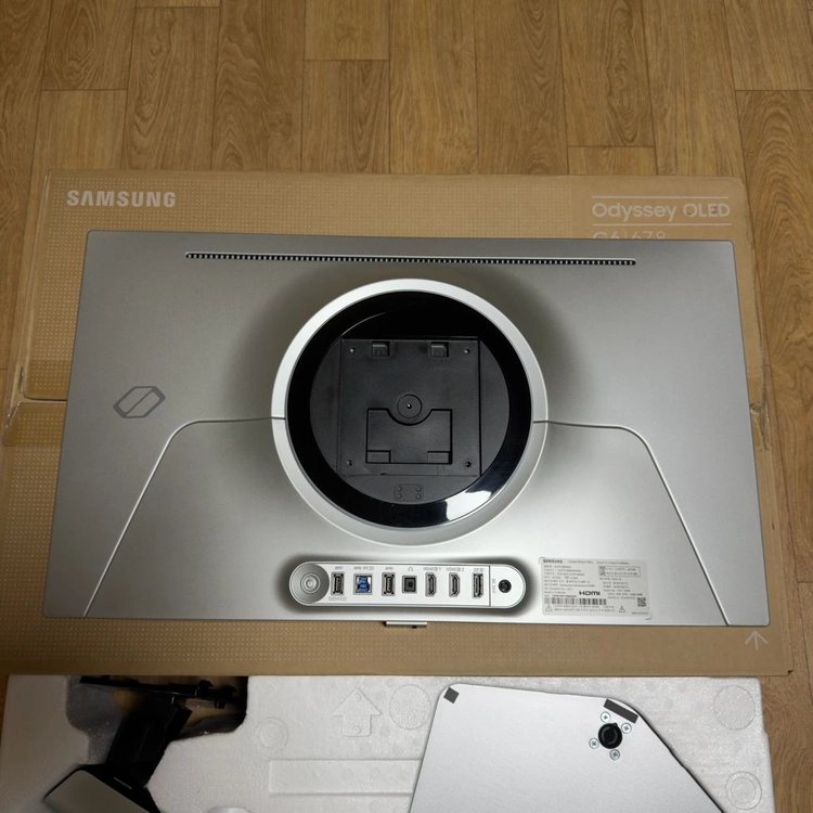 삼성 오디세이 G6 G60SF / LS27FG600S 이미지