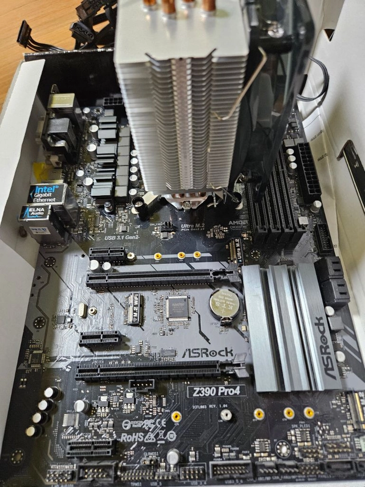 9600KF + Z390 이미지