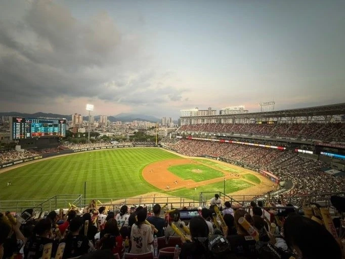 13일(일)기아vs한화 프로야구 티켓 - 안심되는 중고거래
