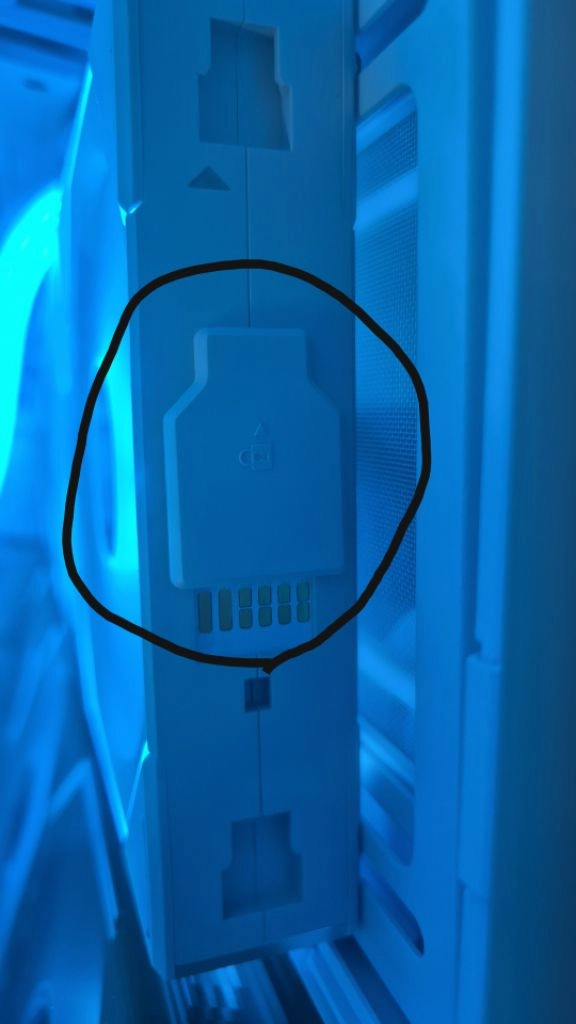 리안리 UNI FAN SL-INF Wireless 120 리버스 화이트 1팩 팝니다. 이미지
