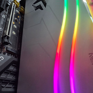 4070ti 넵튠 팝니다. 이미지