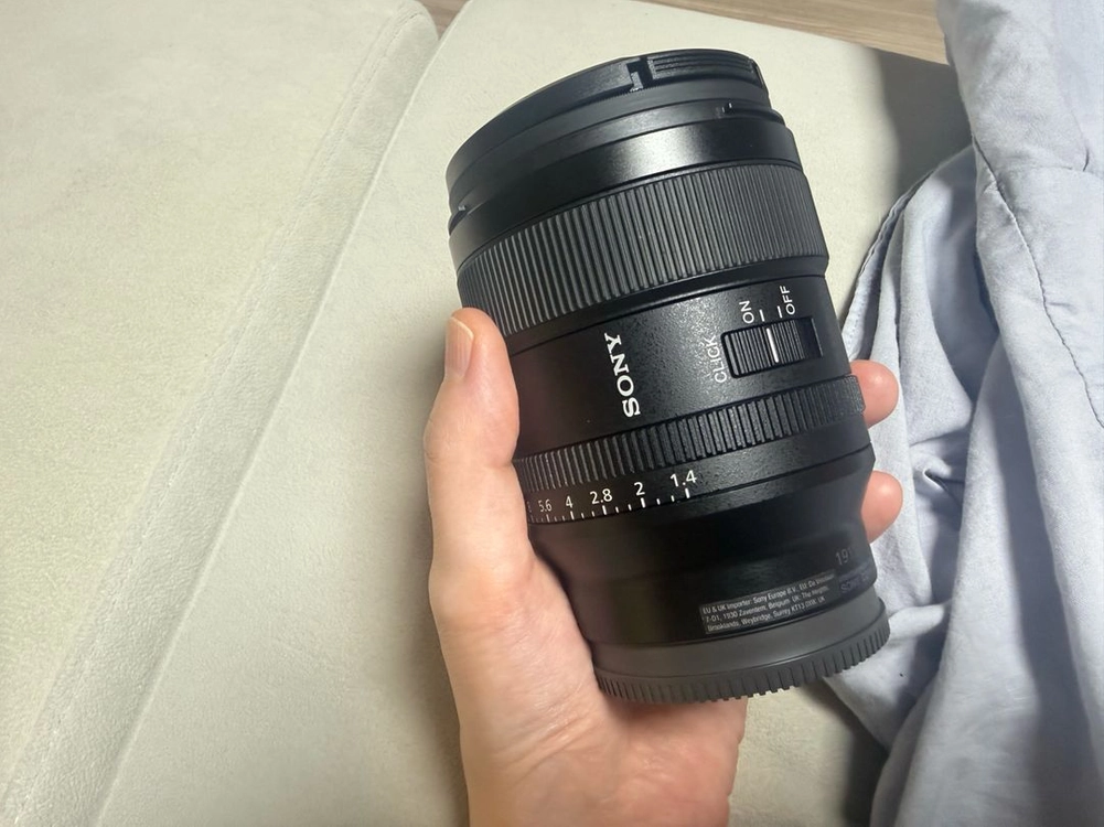 소니 24mm f1.4gm 이사금 팔아용 이미지