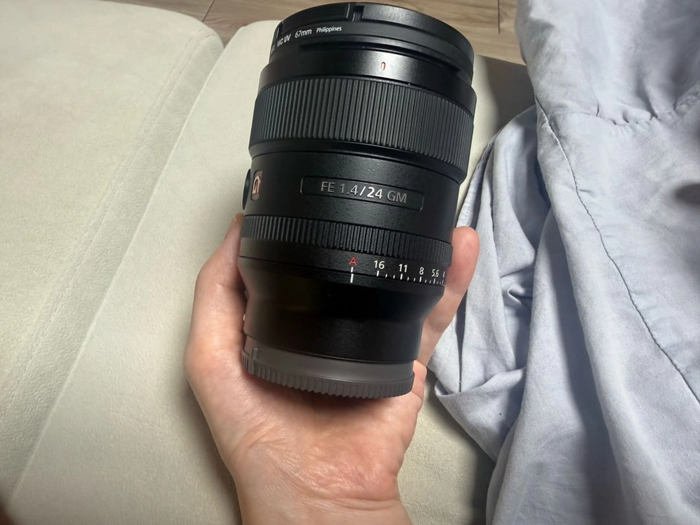 소니 24mm f1.4gm 이사금 팔아용 이미지