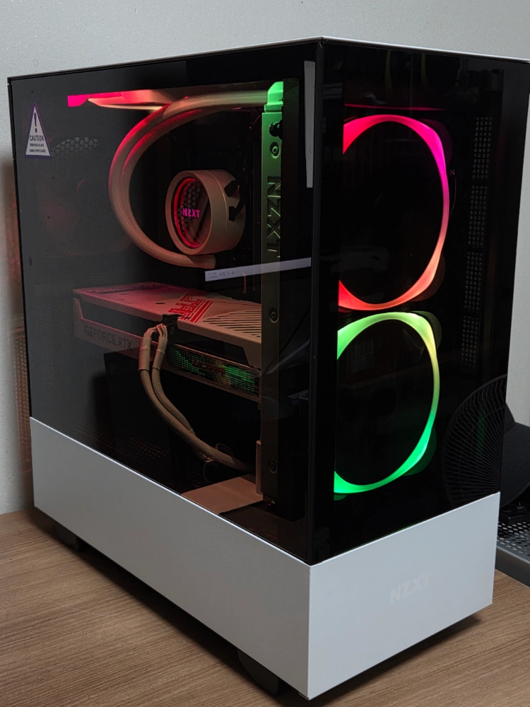 라이젠 9800x3d NZXT 화이트 시스템 게이밍 컴퓨터 급처 - 안심되는 중고거래