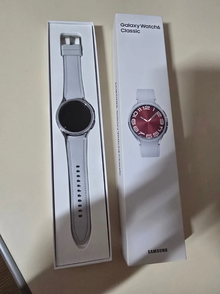 갤럭시워치6 클래식 실버43mm lte즉시 가능 사진처럼 깨끗해요 갤럭시워치 샤오미워치 어메이즈핏 가민워치 애플 이미지