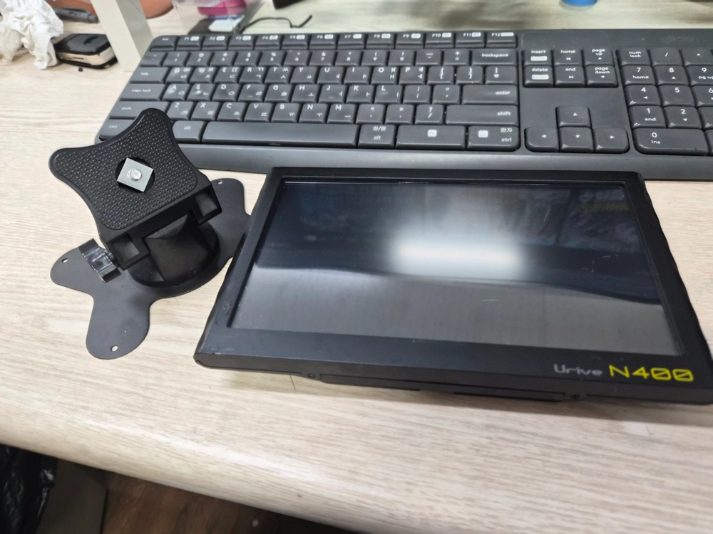 8인치 Urive N400 아틀란3D . (신상). 깨끗함 이미지