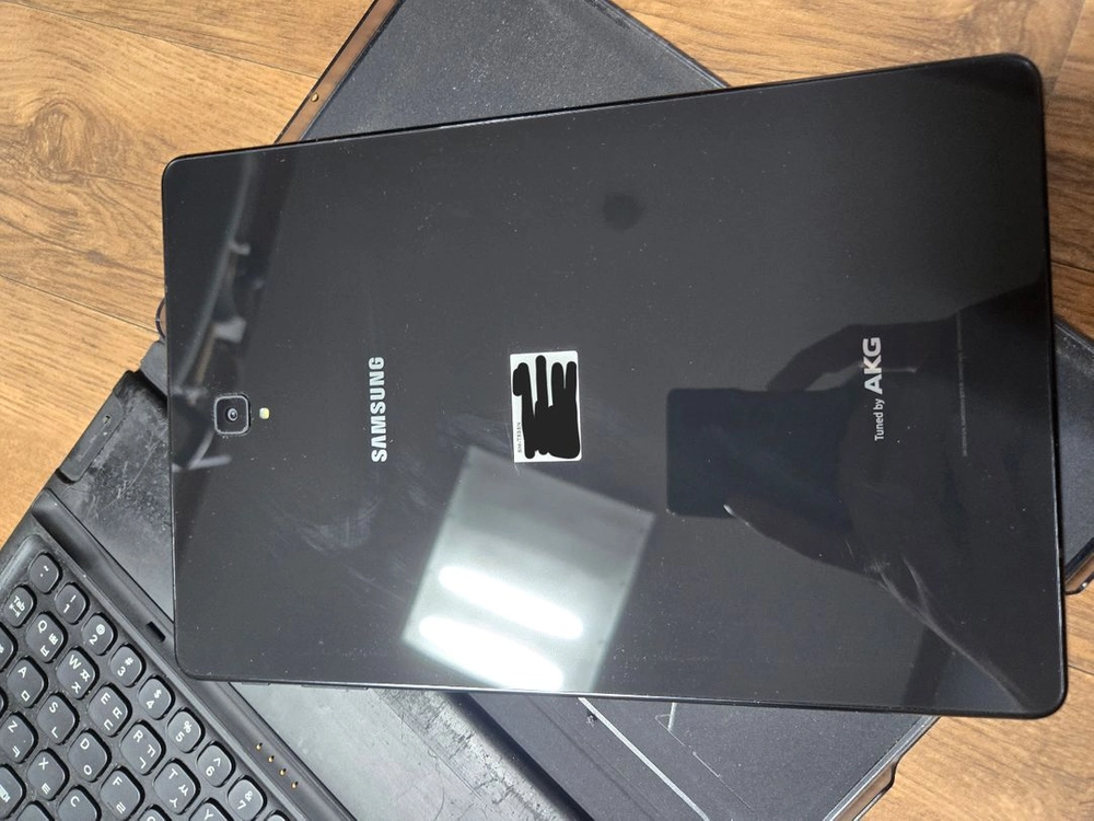 갤럭시 탭 s4 lte 64gb 셀룰러 (SM-T835N) 이미지