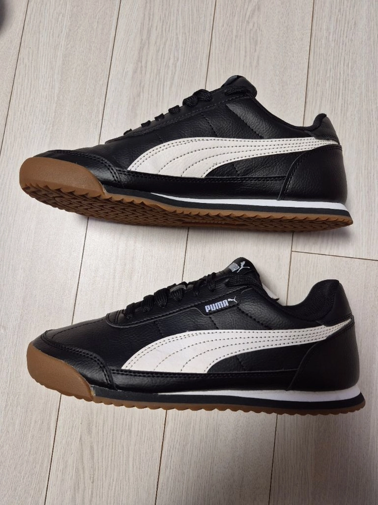 푸마 스니커즈 튜리노 2 블랙 화이트(Puma Turino 2 Black White) 운동화 사이즈235시진 처럼 이미지