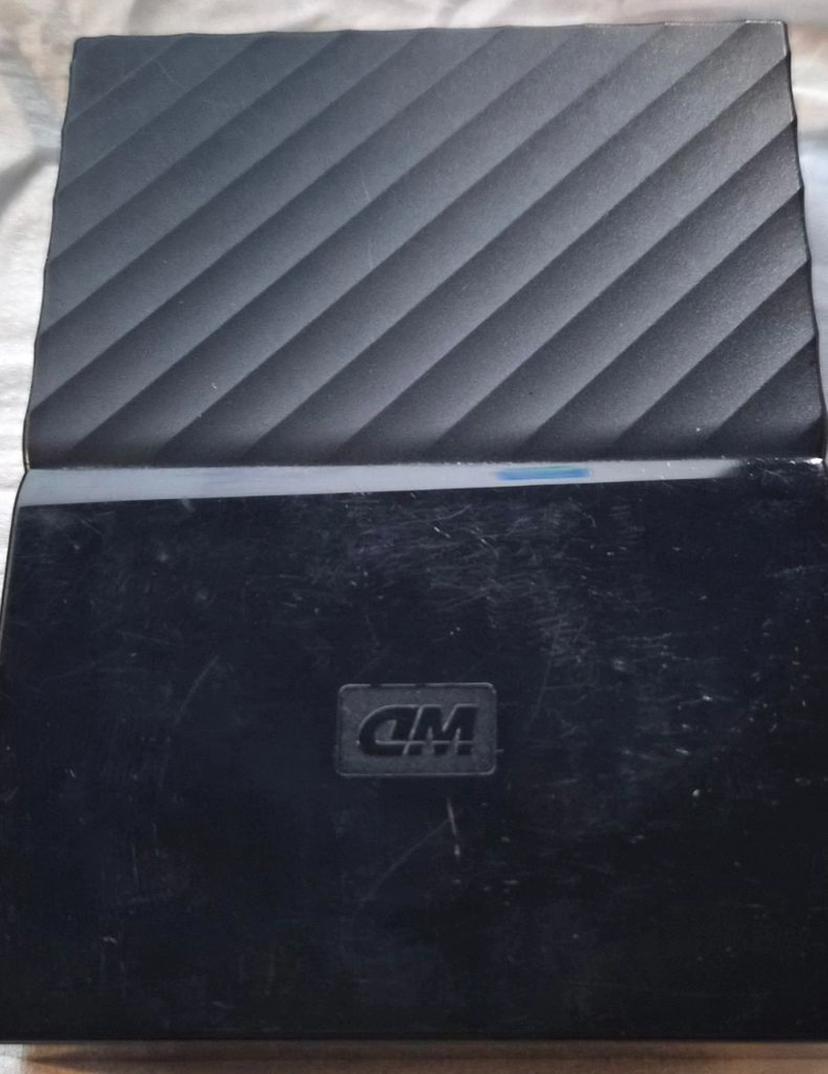 WD 외장하드 My Passport 4TB 이미지