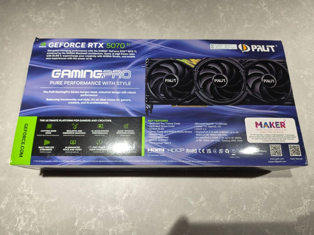 RTX 5070 Ti 그래픽카드 이미지