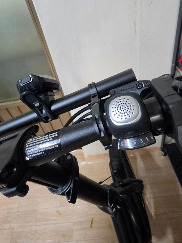 퀄리스포츠 엑스트론 투어s 전기자전거 (미드모터 500w) 총키로수 126키로 새거수준 이미지