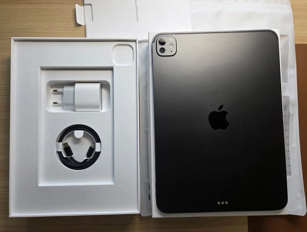 아이패드 프로 11 m5 256gb 스페이스 블랙 판매합니다. 이미지
