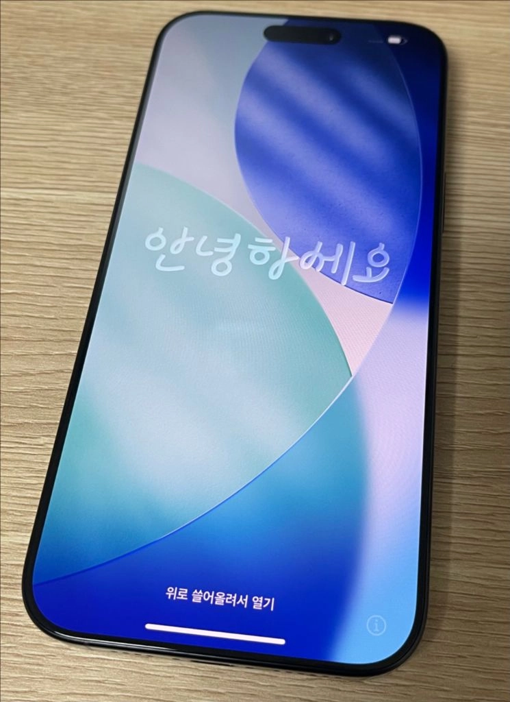 아이폰16 프로맥스 256G 블랙 티타늄 리퍼미사용 풀박스 이미지